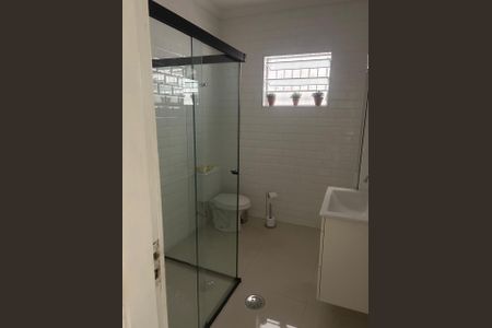 Casa à venda com 80m², 3 quartos e 1 vaga Casa à venda com 80m², 3 quartos e 1 vagaBanheiro