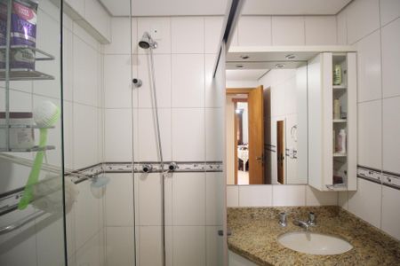 Apartamento à venda com 97m², 3 quartos e 2 vagasBanheiro