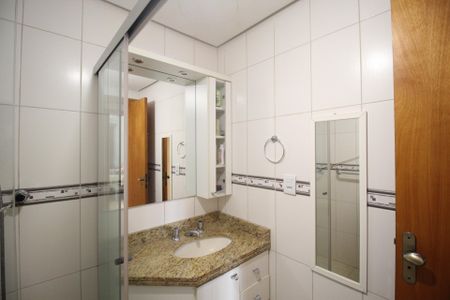 Apartamento à venda com 97m², 3 quartos e 2 vagasBanheiro