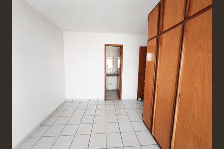 Apartamento para alugar com 91m², 4 quartos e 1 vagaQuarto