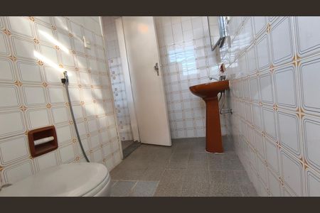 Apartamento para alugar com 120m², 3 quartos e sem vagaBanheiro