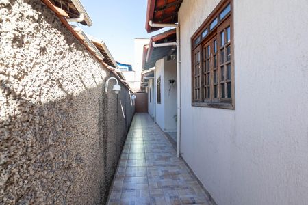 Casa de condomínio à venda com 80m², 2 quartos e 1 vaga Casa de condomínio à venda com 80m², 2 quartos e 1 vagaEntrada