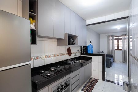 Casa de condomínio à venda com 80m², 2 quartos e 1 vaga Casa de condomínio à venda com 80m², 2 quartos e 1 vagaCozinha