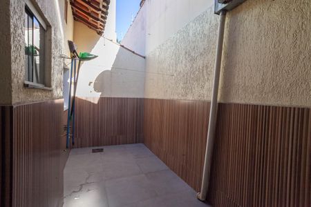 Casa de condomínio à venda com 80m², 2 quartos e 1 vaga Casa de condomínio à venda com 80m², 2 quartos e 1 vagaÁrea externa