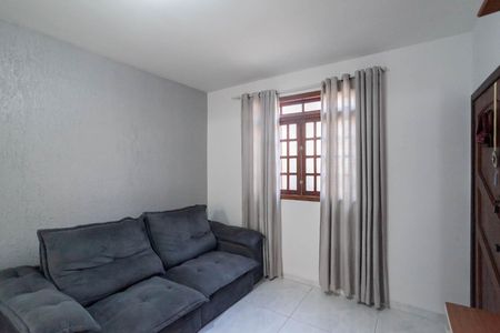 Sala de casa de condomínio à venda com 2 quartos, 80m² em Arvoredo, Contagem