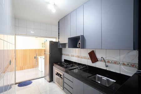Casa de condomínio à venda com 80m², 2 quartos e 1 vaga Casa de condomínio à venda com 80m², 2 quartos e 1 vagaCozinha