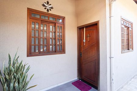 Casa de condomínio à venda com 80m², 2 quartos e 1 vaga Casa de condomínio à venda com 80m², 2 quartos e 1 vagaEntrada