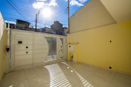 Casa à venda com 230m², 4 quartos e 2 vagas Casa à venda com 230m², 4 quartos e 2 vagasVaga da garagem