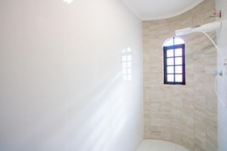 Casa à venda com 230m², 4 quartos e 2 vagas Casa à venda com 230m², 4 quartos e 2 vagasBanheiro do quarto 1
