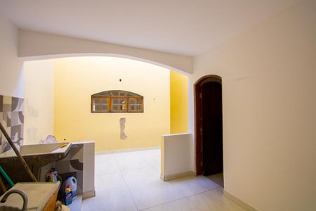 Casa à venda com 230m², 4 quartos e 2 vagas Casa à venda com 230m², 4 quartos e 2 vagasÁrea de serviço