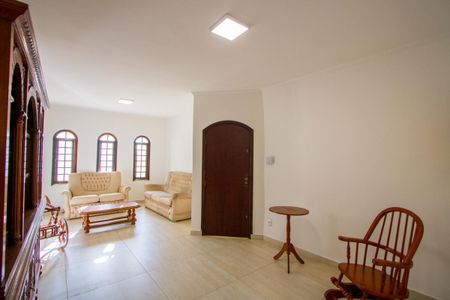 Sala de casa à venda com 4 quartos, 230m² em Vila Camilópolis, Santo André