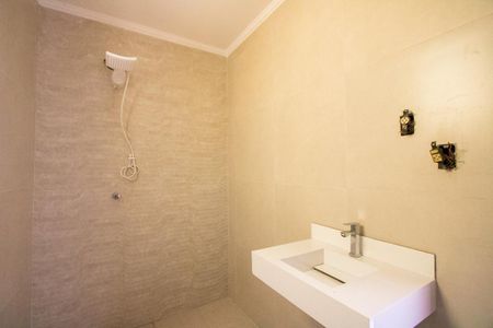 Casa à venda com 230m², 4 quartos e 2 vagas Casa à venda com 230m², 4 quartos e 2 vagasBanheiro social 2