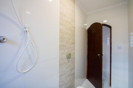 Casa à venda com 230m², 4 quartos e 2 vagas Casa à venda com 230m², 4 quartos e 2 vagasBanheiro do quarto 1
