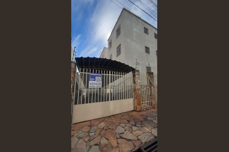Apartamento à venda com 75m², 3 quartos e sem vaga Apartamento à venda com 75m², 3 quartos e sem vagaFachada