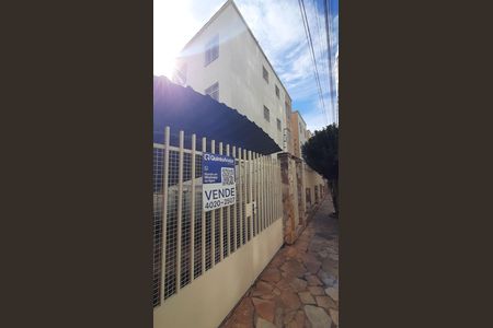 Apartamento à venda com 75m², 3 quartos e sem vaga Apartamento à venda com 75m², 3 quartos e sem vagaFachada