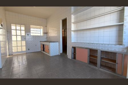 Cozinha de casa de condomínio para alugar com 1 quarto, 110m² em Concórdia, Belo Horizonte