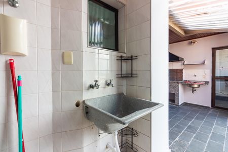 Apartamento à venda com 250m², 4 quartos e 2 vagasLavanderia