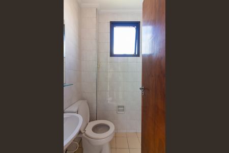 Apartamento à venda com 250m², 4 quartos e 2 vagasBanheiro de Serviço 