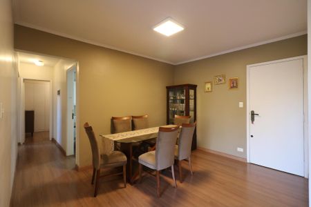 Apartamento para alugar com 116m², 3 quartos e 1 vaga Apartamento para alugar com 116m², 3 quartos e 1 vagaSala