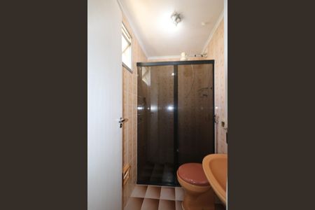 Apartamento para alugar com 116m², 3 quartos e 1 vaga Apartamento para alugar com 116m², 3 quartos e 1 vagaBanheiro da Suíte