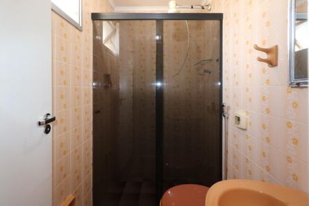 Apartamento para alugar com 116m², 3 quartos e 1 vaga Apartamento para alugar com 116m², 3 quartos e 1 vagaBanheiro da Suíte