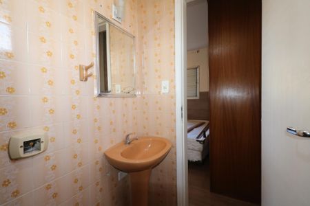Apartamento para alugar com 116m², 3 quartos e 1 vaga Apartamento para alugar com 116m², 3 quartos e 1 vagaBanheiro da Suíte