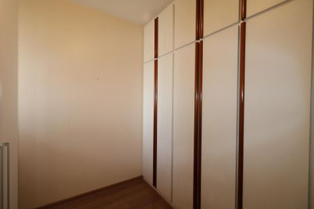 Apartamento para alugar com 116m², 3 quartos e 1 vaga Apartamento para alugar com 116m², 3 quartos e 1 vagaQuarto 2