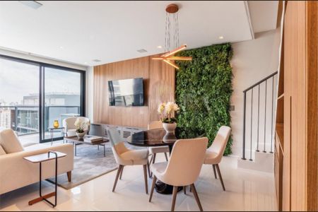 Sala de apartamento à venda com 2 quartos, 104m² em Vila Olímpia, São Paulo