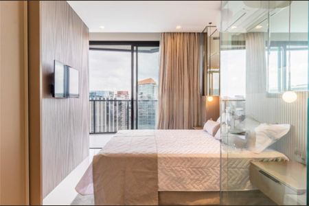 Suíte de apartamento à venda com 2 quartos, 104m² em Vila Olímpia, São Paulo