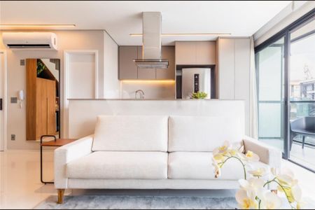 Sala de apartamento à venda com 2 quartos, 104m² em Vila Olímpia, São Paulo