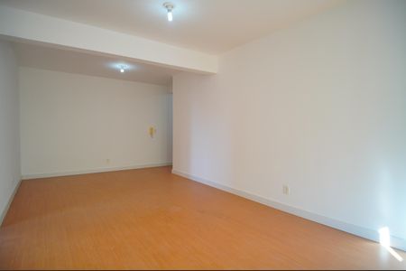 Apartamento para alugar com 92m², 2 quartos e 1 vagaSala