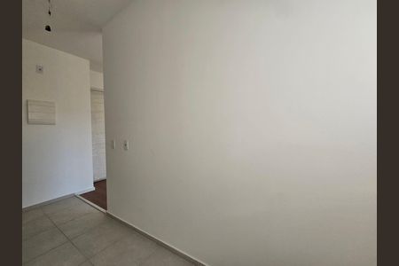 Apartamento à venda com 42m², 2 quartos e 1 vaga Apartamento à venda com 42m², 2 quartos e 1 vagaÁrea de serviço