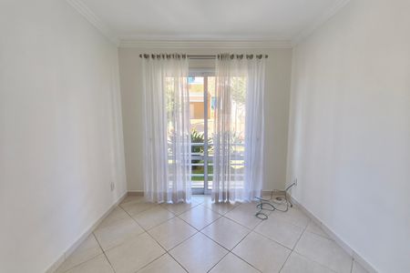 Casa de condomínio para alugar com 220m², 3 quartos e 2 vagasEscritório