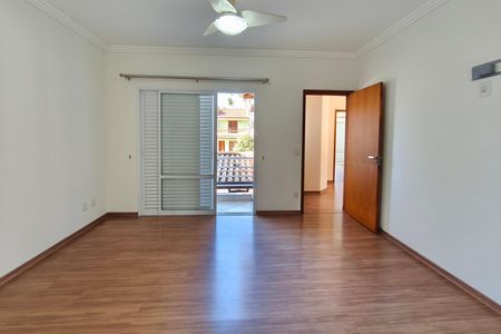 Casa de condomínio para alugar com 220m², 3 quartos e 2 vagasQuarto Suíte 2