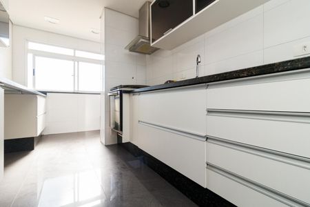 Apartamento à venda com 56m², 2 quartos e 2 vagas Apartamento à venda com 56m², 2 quartos e 2 vagasCozinha