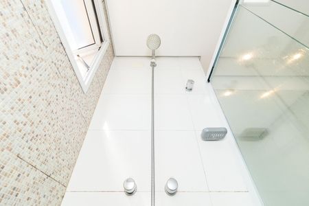 Apartamento à venda com 56m², 2 quartos e 2 vagas Apartamento à venda com 56m², 2 quartos e 2 vagasBanheiro