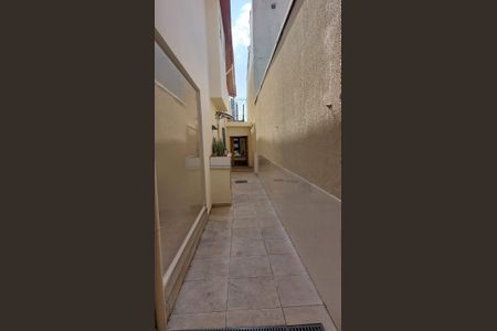 Casa à venda com 200m², 3 quartos e sem vagaÁrea externa