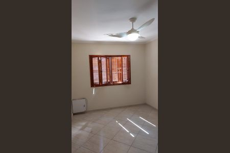 Casa à venda com 200m², 3 quartos e sem vagaQuarto