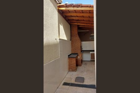 Casa à venda com 200m², 3 quartos e sem vagaÁrea externa