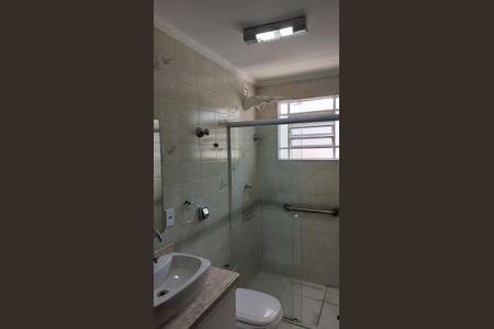 Casa à venda com 200m², 3 quartos e sem vagaBanheiro 