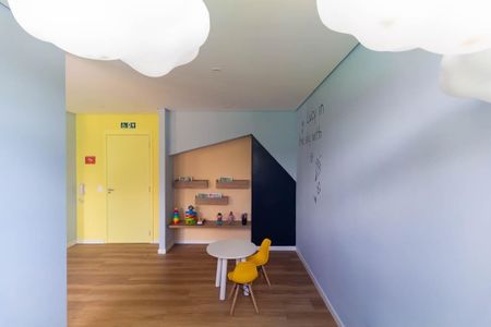 Apartamento para alugar com 37m², 2 quartos e 1 vaga