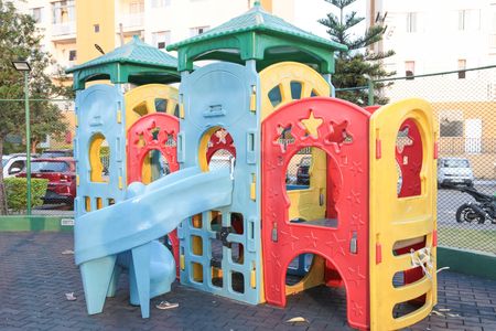 Apartamento à venda com 58m², 2 quartos e 1 vaga Apartamento à venda com 58m², 2 quartos e 1 vagaÁrea comum - Playground