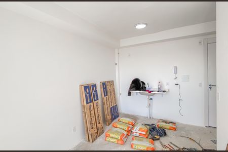 Sala de apartamento para alugar com 2 quartos, 39m² em Parque Paineiras, São Paulo