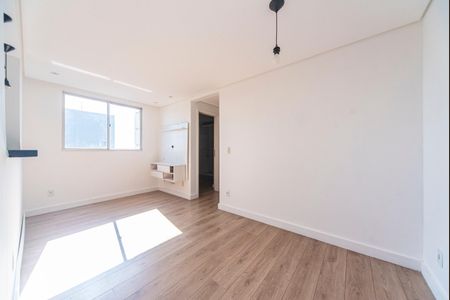 Sala de apartamento para alugar com 2 quartos, 50m² em Parque Sao Vicente, Santo André