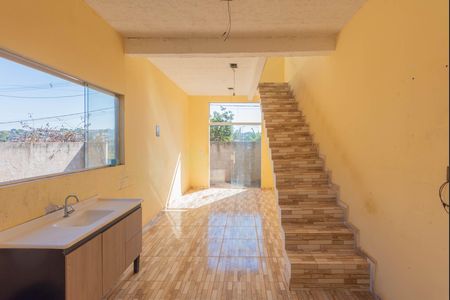 Casa à venda com 50m², 1 quarto e 3 vagas Casa à venda com 50m², 1 quarto e 3 vagasSala/Cozinha