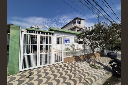 Casa para alugar com 160m², 2 quartos e 4 vagas Casa para alugar com 160m², 2 quartos e 4 vagasFachada