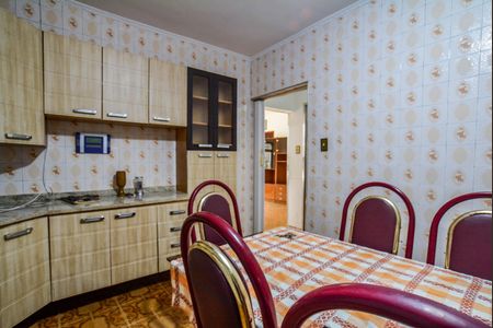 Casa para alugar com 160m², 2 quartos e 4 vagas Casa para alugar com 160m², 2 quartos e 4 vagasCozinha