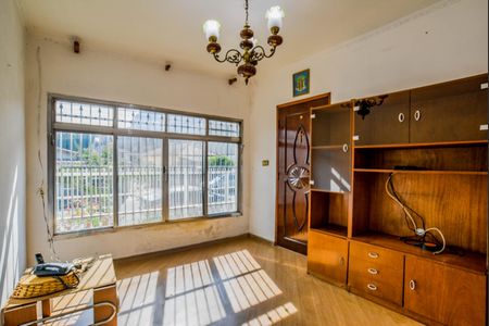 Casa para alugar com 160m², 2 quartos e 4 vagas Casa para alugar com 160m², 2 quartos e 4 vagasSala