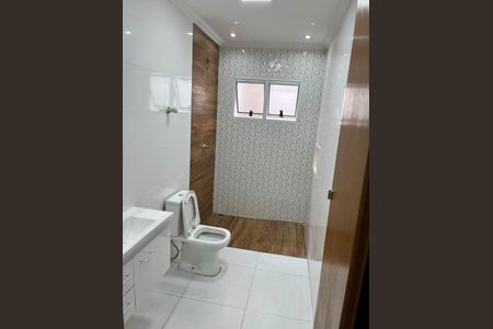 Banheiro de casa para alugar com 2 quartos, 81m² em Jardim Sao Roberto, São Paulo