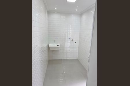 Área de Serviço de casa para alugar com 2 quartos, 81m² em Jardim Sao Roberto, São Paulo
